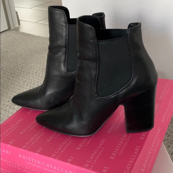 Kristin Cavallari x Chinese Laundry Black Booties - Picture 2 of 4